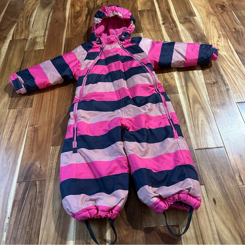Miny Mo snowsuit. Size 18 months.